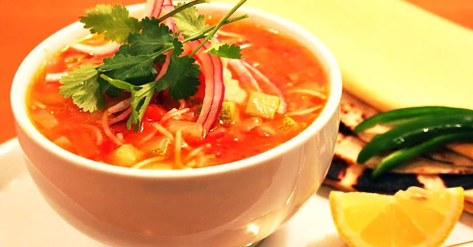 سوپ رشته فرنگی و مرغ