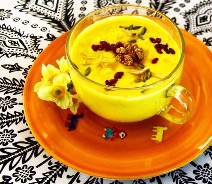 طرز تهیه خورشت ماست